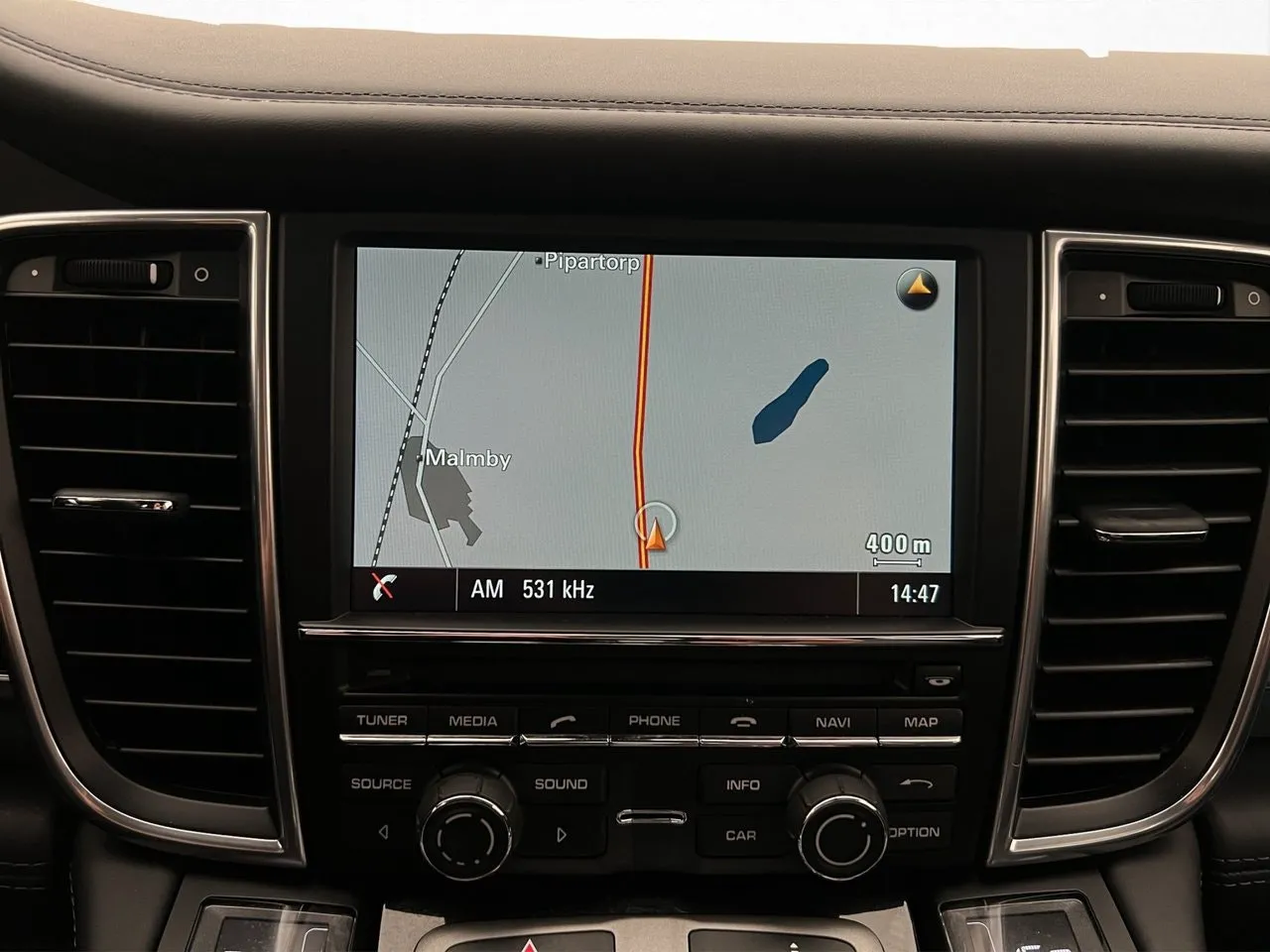 Vehicle image 23