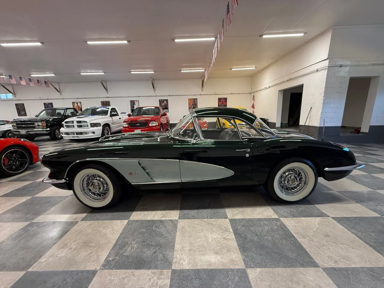Vehicle image 6