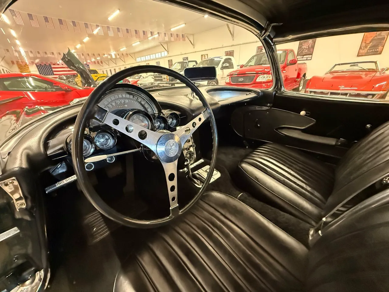 Vehicle image 25