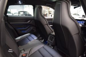 Porsche Taycan bild 15