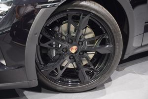 Porsche Taycan bild 2
