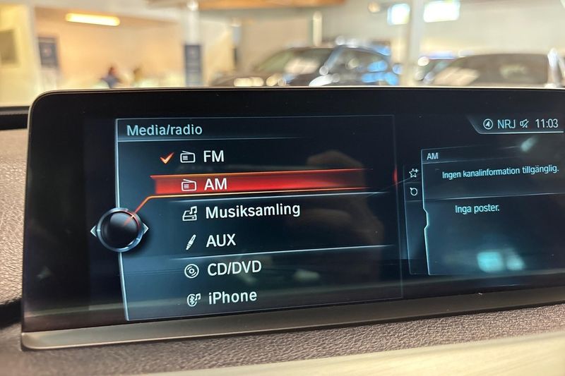 BMW 330 bild 19