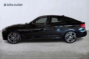 BMW 330 bild 9