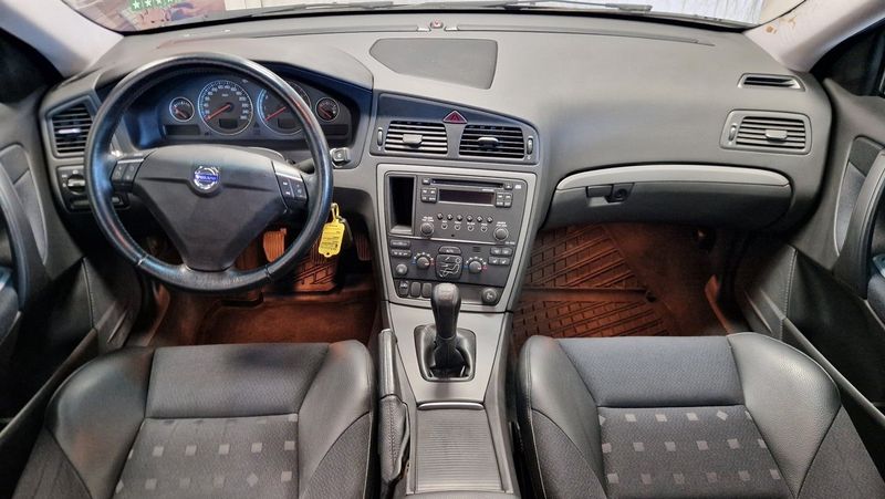 Volvo S60 bild 8