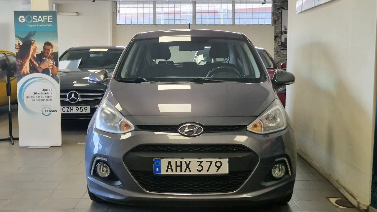 Vehicle image 1