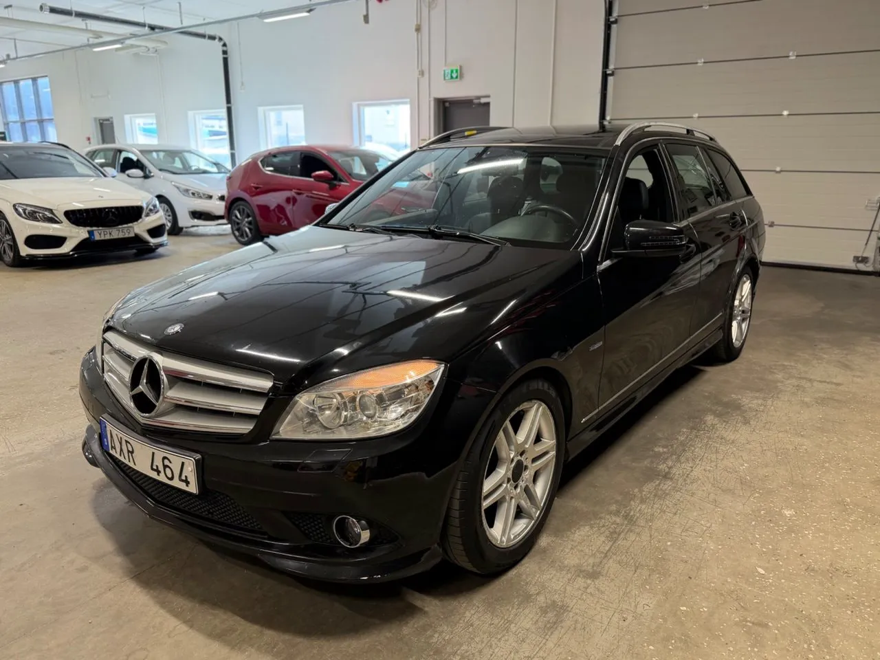 Vehicle image 7