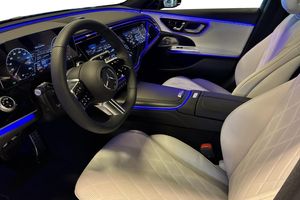 Mercedes E300 bild 9