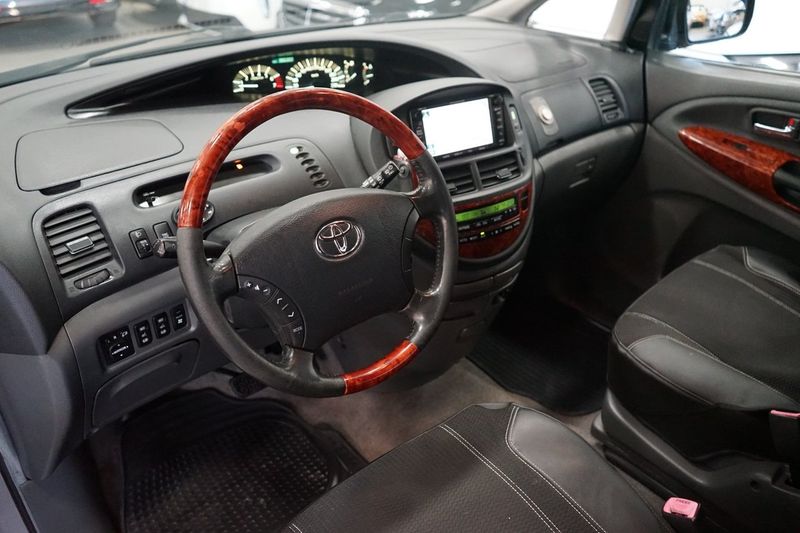 Toyota Previa bild 8
