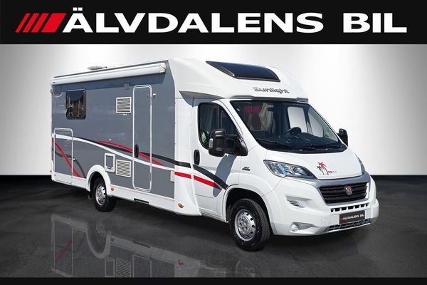 Sunlight T68 150hk 10 Years Edition 3500kg Navi, Kamera, Långbäddar - 2015