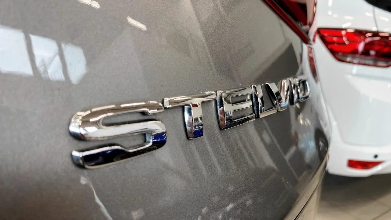 Vehicle image 20