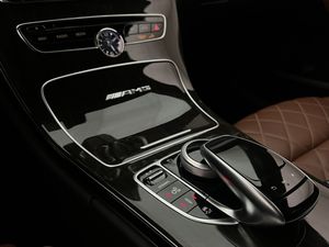 Mercedes C63 AMG bild 26