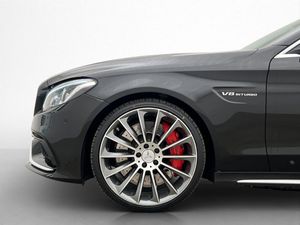 Mercedes C63 AMG bild 33