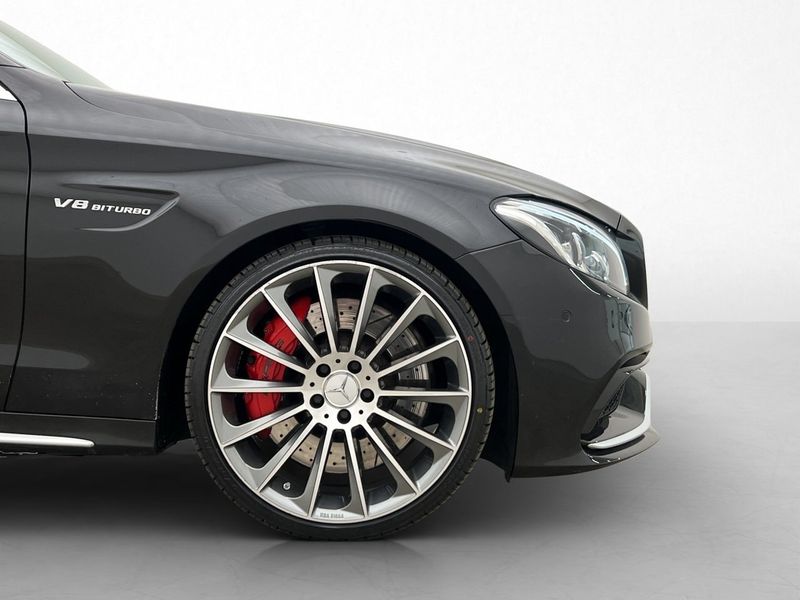Mercedes C63 AMG bild 32