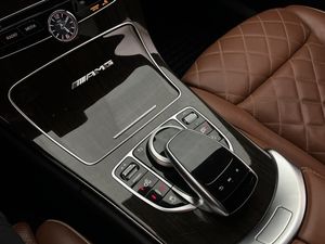 Mercedes C63 AMG bild 27