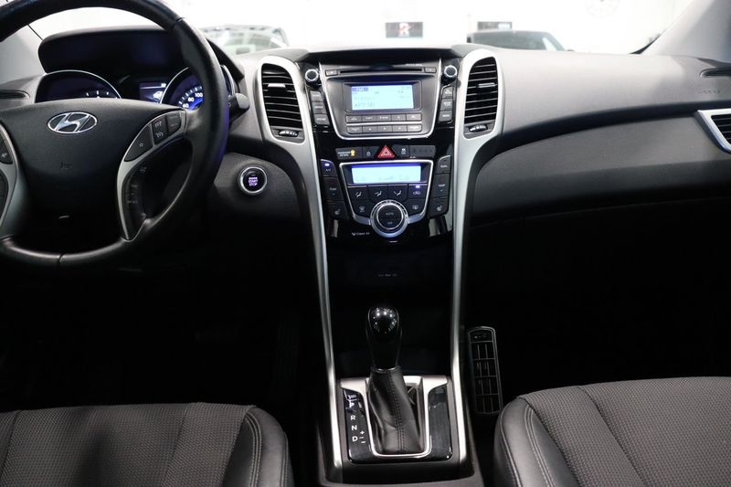 Hyundai i30 bild 13
