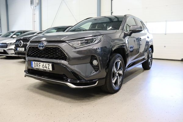 Toyota RAV4 Plug-in X-Edition Drag B-Kamera Läder Keyless 306hk - 2021