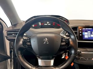 Peugeot 308 SW bild 7