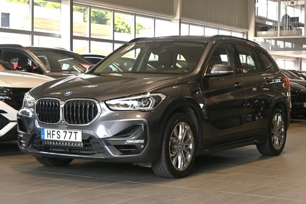 BMW X1 xDrive25e Steptronic Sport line Drag Läder Navi Kamera - 2022