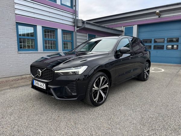 Volvo XC60 Recharge T6 AWD 350hk Plus Dark Drag Pano - 2024