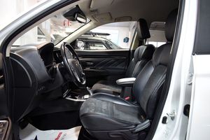 Mitsubishi Outlander bild 11