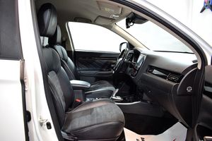 Mitsubishi Outlander bild 13