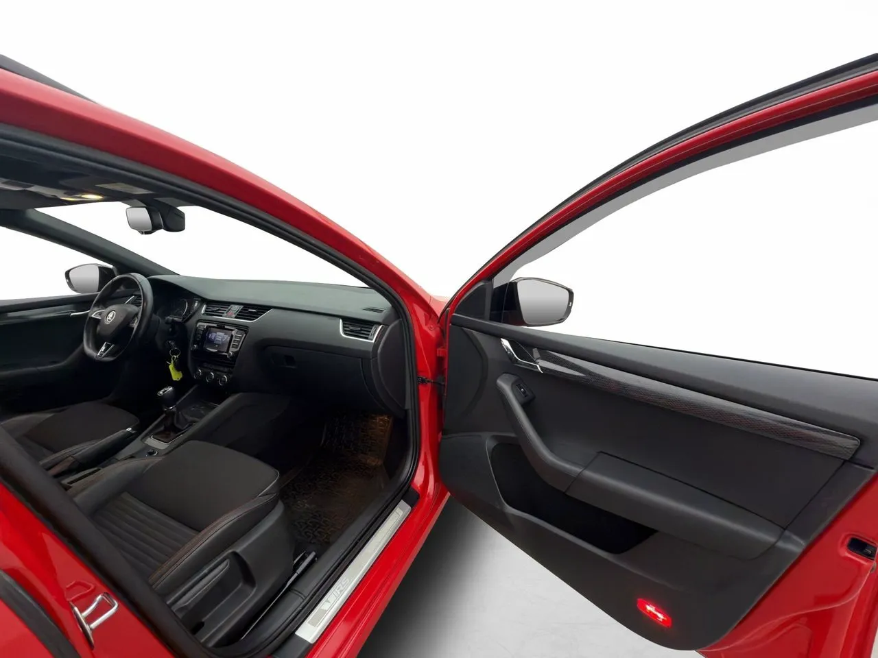 Vehicle image 15