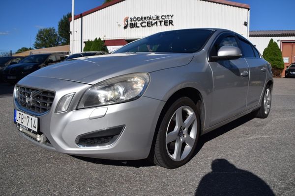 Volvo S60 D3 Geartronic Momentum Euro 5 - 2011