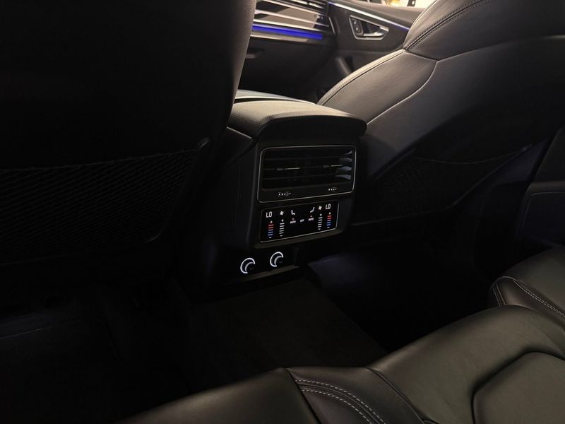 Audi Q8 bild 12