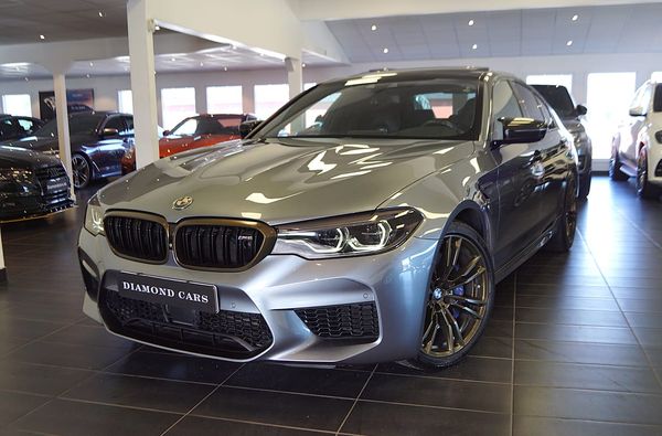 BMW M5 B&W Taklucka Ventilerade Head up Soft close - 2019