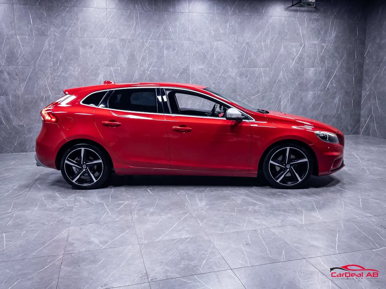 Vehicle image 7