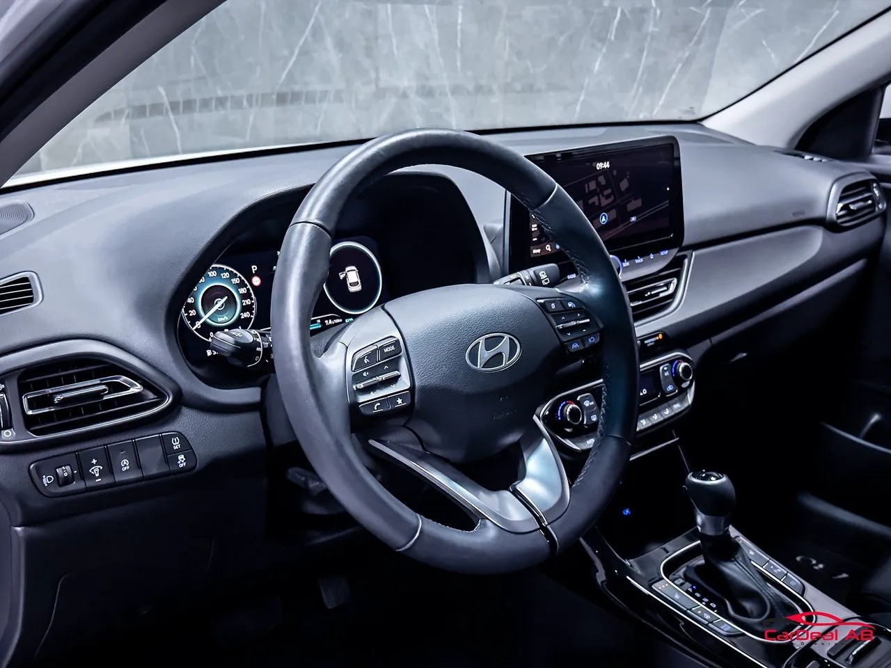 Vehicle image 11