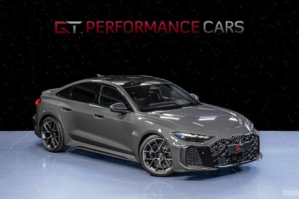 Audi RS5 Sedan MOMS Keramiska Full Carbon Sport-paket Pano HuD - 2026