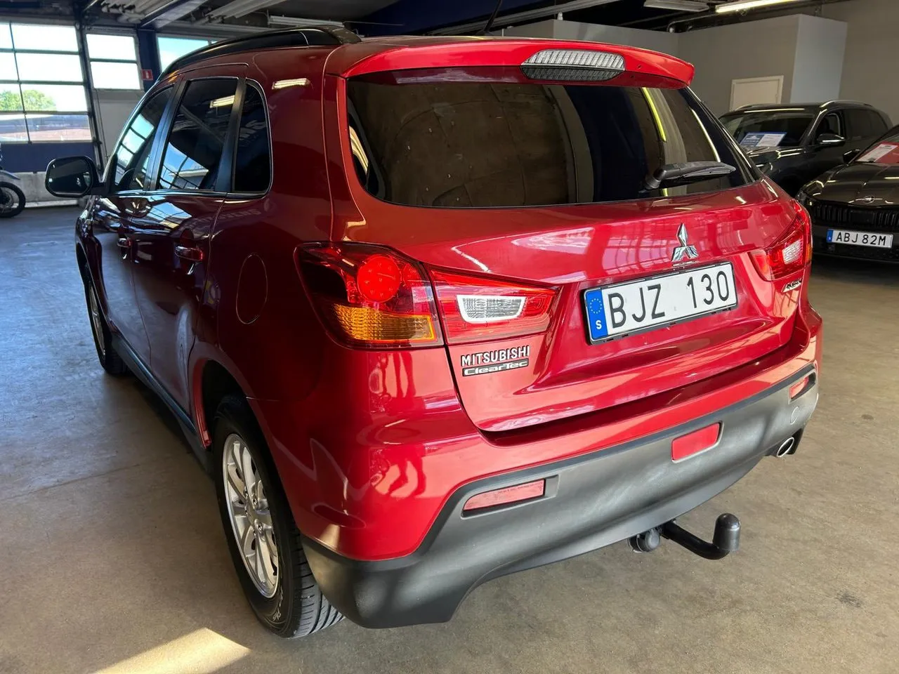 Vehicle image 2