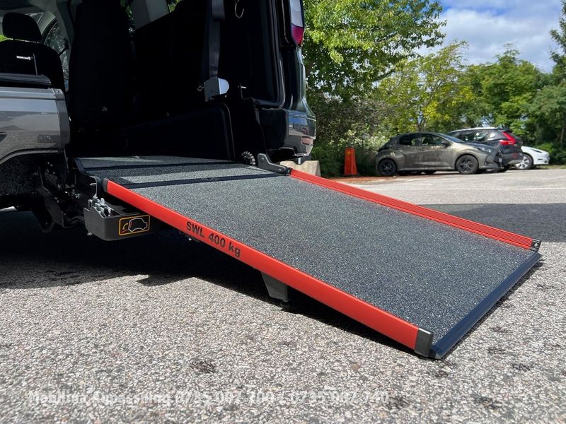Ford Tourneo Connect bild 19