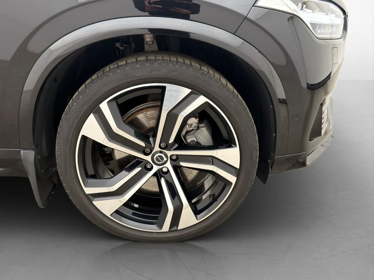 Vehicle image 36