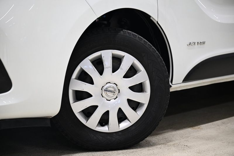 Nissan NV300 bild 4
