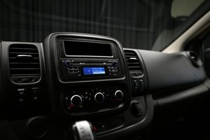 Renault Trafic bild 23
