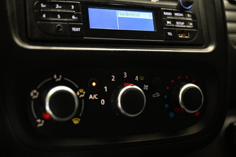 Renault Trafic bild 21