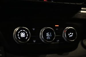 Renault Trafic bild 23