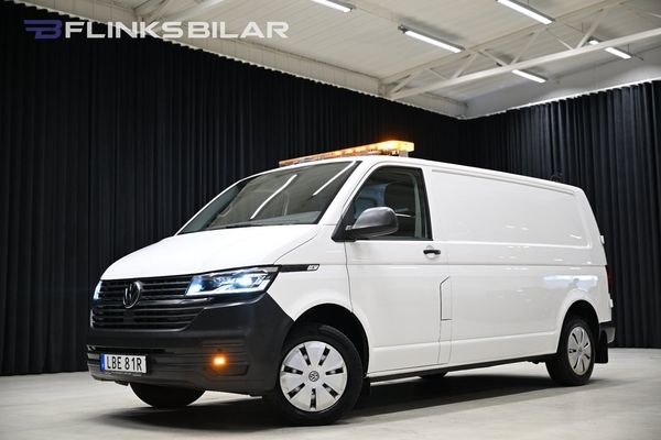 Volkswagen Transporter DSG 150HK L2 Inredning|LED|Drag|Värmare|Lågmil|Leasbar - 2023