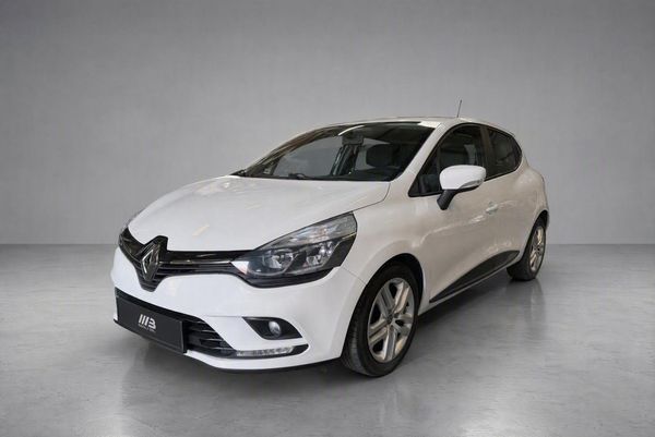 Renault Clio 0.9 TCe Zen Backsensorer Navi Euro 6 - 2019