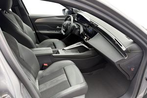 Peugeot 408 bild 11