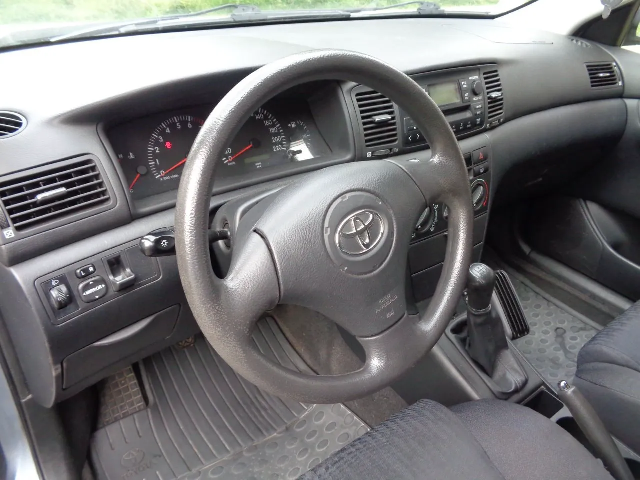 Vehicle image 28