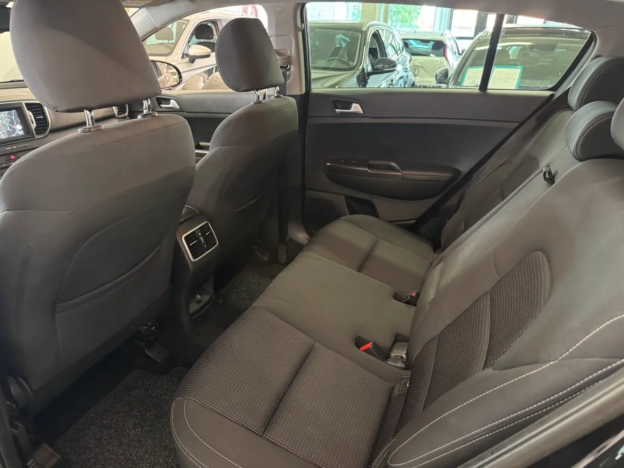 Vehicle image 18