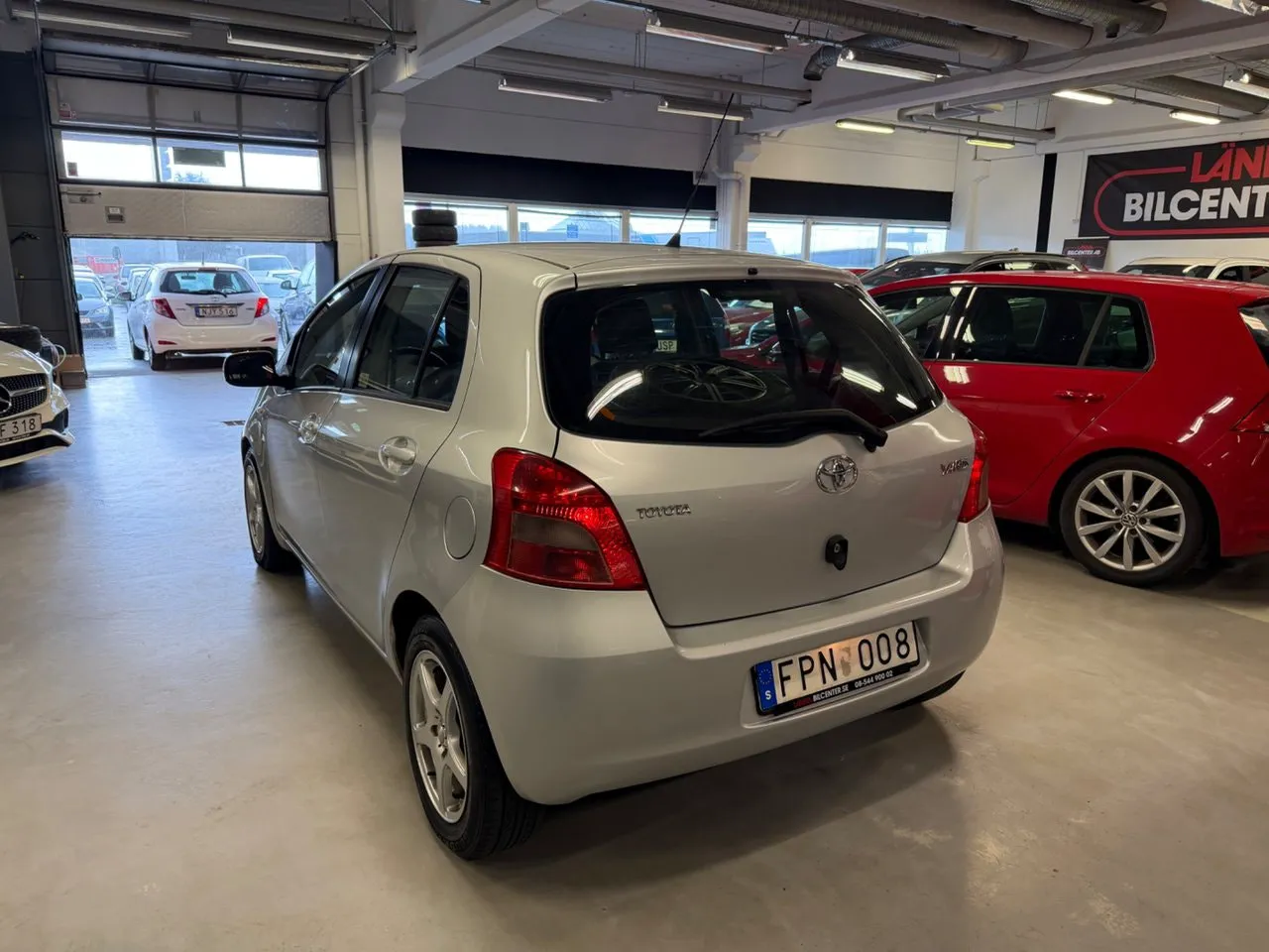 Vehicle image 6
