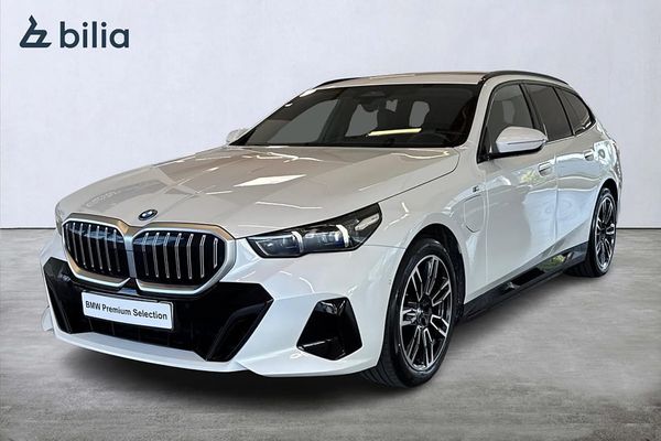 BMW 530 e xDrive Touring M Sport Dragkrok, Driving Assistant Plus - 2025