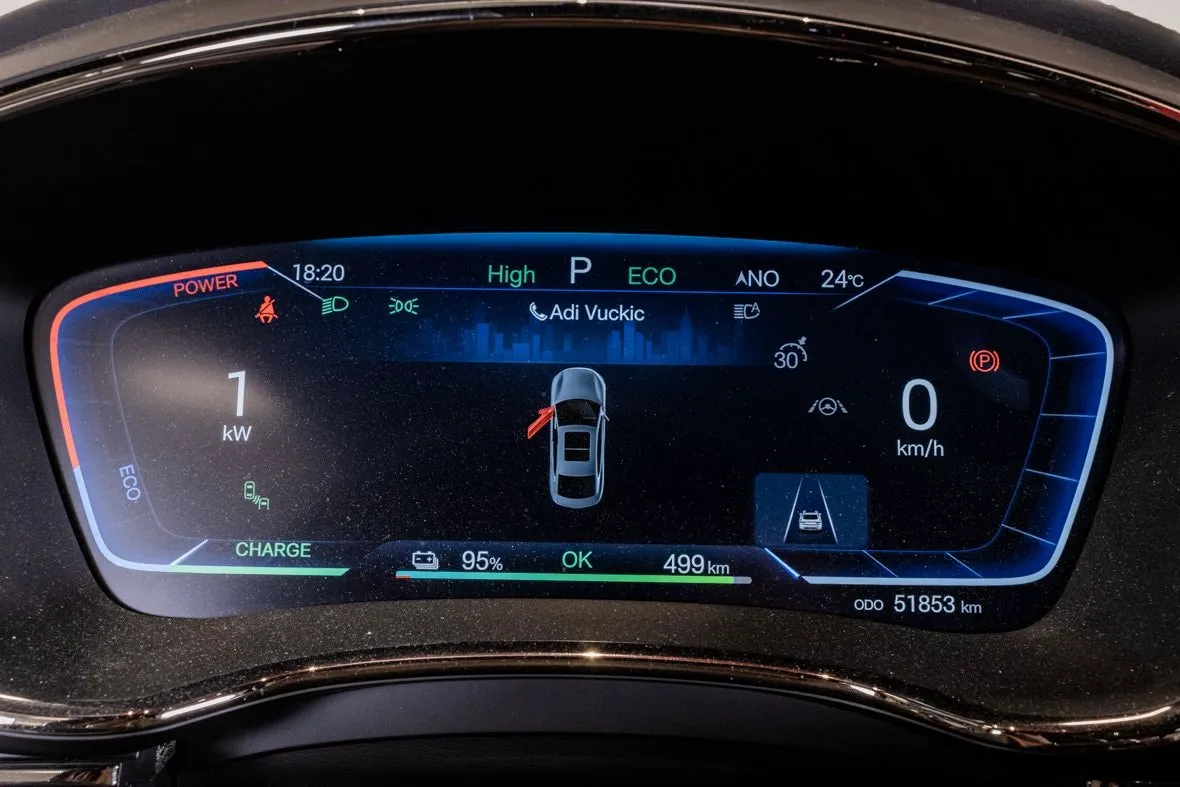 Vehicle image 20