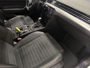 Volkswagen Passat bild 10