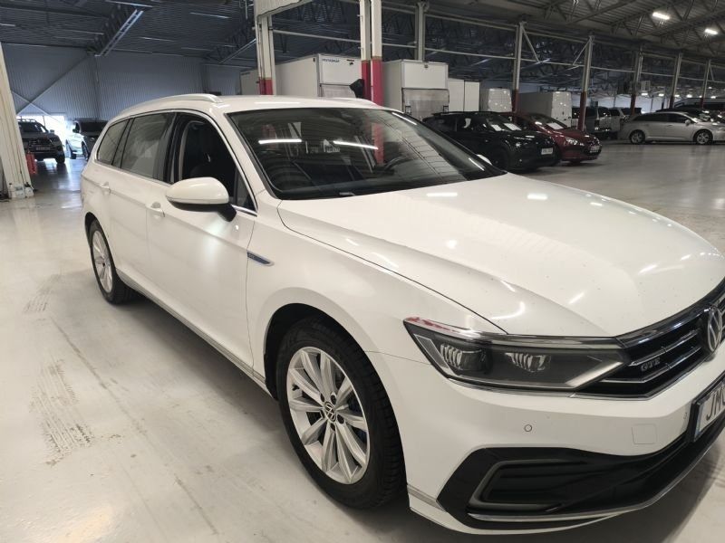 Volkswagen Passat bild 3