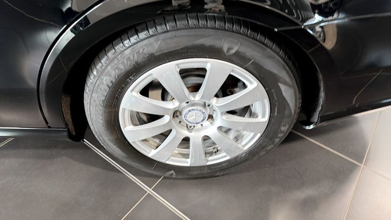 Mercedes E220 bild 5